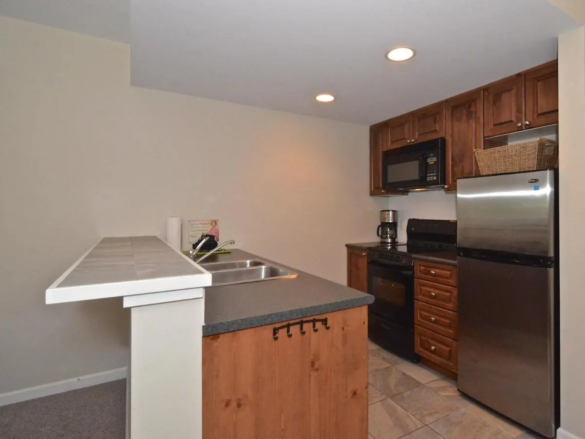 Whistler Blackcomb Vacation Rentals - Village North 0*,