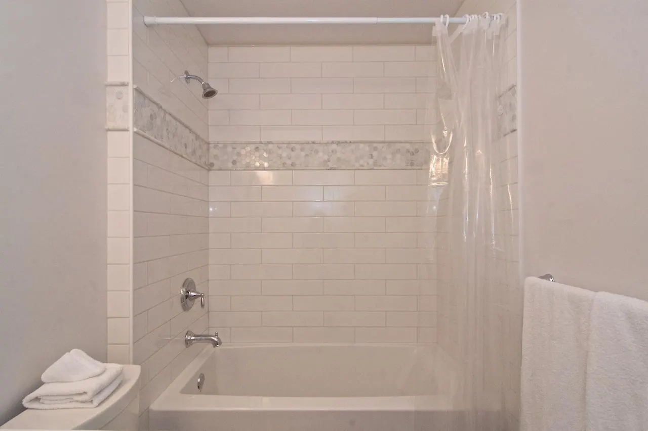 Whistler Blackcomb Vacation Rentals - Village North 0*,