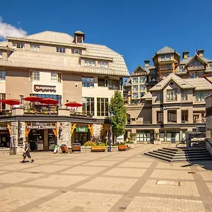 Apartahotel Village Centre By Latour And, Whistler